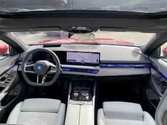 BMW i5 eDrive 40 Touring M Sport Pro *HEAD-UP -PANO* picture 16