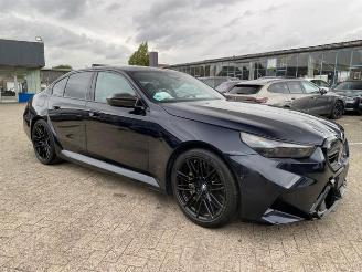 BMW M5 *HEAD-UP - KERAMIK - CARBON-PAKET -B&W* picture 4