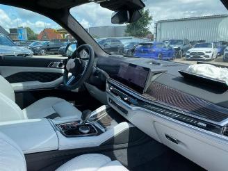 BMW X5 M Competition *HEAD-UP - PANO - AHK - B&W* picture 15