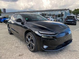 Audi A6 avant e-tron performance S line * AHK - KAM * picture 1