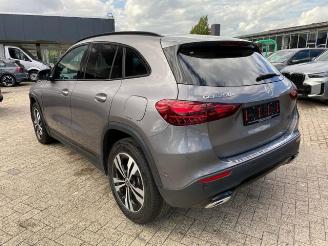 krockskadad bil auto Mercedes GLA 250e Progressive Line Advanced * KAM - NAV * 2024/10