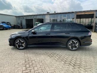 Volkswagen Golf Variant 1.5 eTSI DSG R-Line *NAVI - MATRIX* picture 6