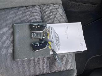 Volkswagen Golf Variant 1.5 eTSI DSG R-Line *NAVI - MATRIX* picture 18