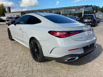 Voiture accidenté Mercedes Cl-klasse E 450 4Matic AMG Line Premium Plus *HUD - AHK* 2025/4