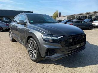 Voiture accidenté Audi Q8 50 TDI quattro S line *KAM - AHK - NAV - LED* 2023/5
