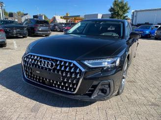 Schadeauto Audi A8 L 60 TFSIe quattro * PANO - KAM - B&O - HUD * 2023/10