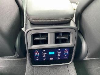 Porsche Taycan Turbo S *HEAD-UP -PANO -PCCB* picture 27