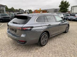 škoda osobní automobily Volkswagen Passat Var. 2.0 TDI DSG Elegance 4Motion *PANO* 2024/10