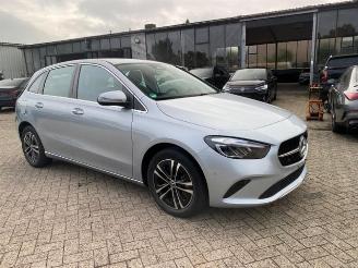 skadebil auto Mercedes B-klasse  2024/9