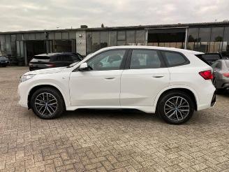 BMW iX1 eDrive20 M Sport *NAVI - KAM* picture 9