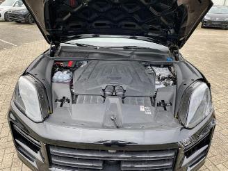 Porsche Cayenne Turbo E-Hybrid *HEAD-UP - PANO - KAM* picture 13