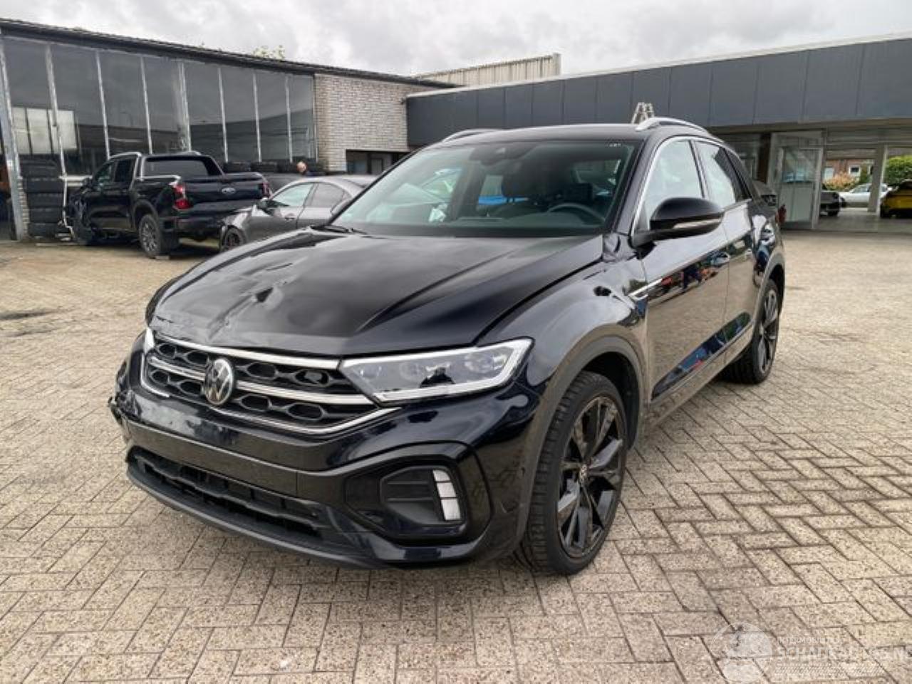 Volkswagen T-Roc 1.5 TSI DSG R-Line *KAM - NAV - LED*