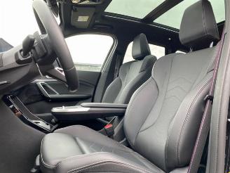 BMW iX1 eDrive20 M Sport *HEAD-UP - PANO - 360 KAM* picture 15