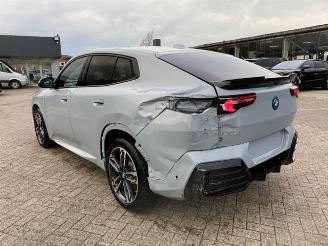 BMW iX2 eDrive20 M Sport *PANO - AHK - KAM - NAVI* picture 8