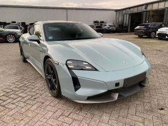 Porsche Taycan Turbo S *PCCB - SOFTCLOSE - PANORAMA* picture 11