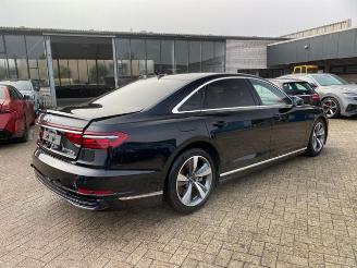 skadebil auto Audi A8 L 60 TFSIe quattro *PANO - KAM - B&O - HUD* 2023/10