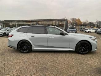 BMW M5 Touring *HEAD-UP - PANO - BOWERS - 360* picture 4