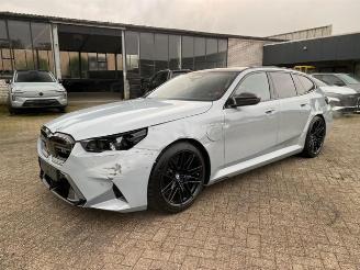 BMW M5 Touring *HEAD-UP - PANO - BOWERS - 360* picture 10