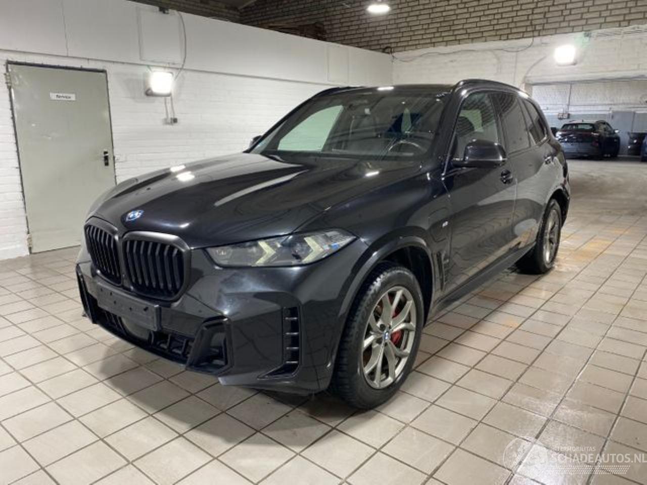 BMW X5 xDrive50e M Sport Pro HUD/360/PANO/H&K/AHK