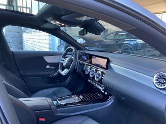 Mercedes Cla-klasse 180 SB AMG Line PANO/AHK/KAM/NAVI picture 20