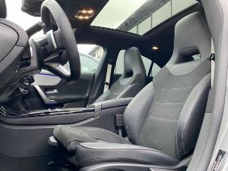 Mercedes Cla-klasse 250 4Matic AMG Line Special Edition PANO/360 picture 15