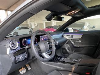 Mercedes Cla-klasse 180 SB AMG Line HUD/360/PANO/NAVI picture 13