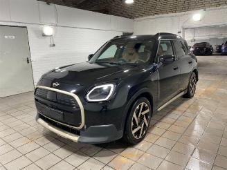 skadebil auto Mini Countryman E HUD/PANO/360/AHK/H&K/NAVI 2024/9