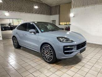 Porsche Cayenne S E-Hybrid Coupe CHRONO/PANO/HUD/AHK/360 picture 7