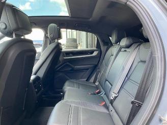Porsche Cayenne S E-Hybrid Coupe CHRONO/PANO/HUD/AHK/360 picture 14