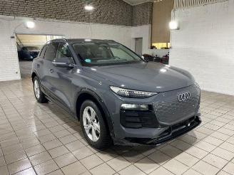 Damaged car Audi Q6 e-tron Leder/360/Navi - Fahrbereit 2025/10