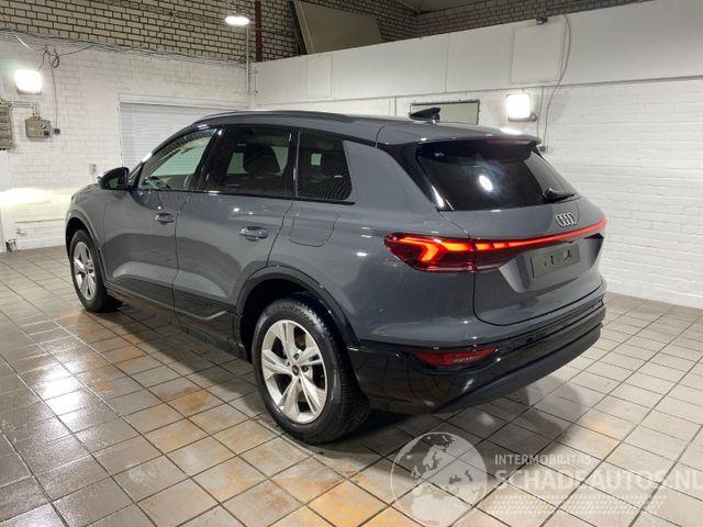 Audi Q6 e-tron 185kW 360/NAVI