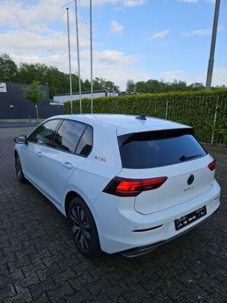 skadebil auto Volkswagen Golf 1.5 TSI DSG Goal KAM/NAVI 2025/10