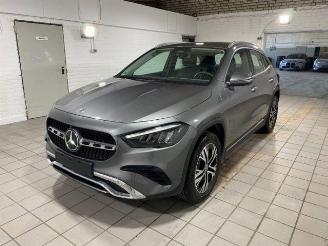 skadebil auto Mercedes GLA 250e Progressive 360/NAVI 2025/3