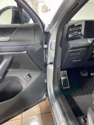 Volkswagen Tiguan 1.5 TSI e-Hybrid R-Line PANO/HUD/AHK/KAM picture 12