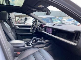 Porsche Cayenne S E-Hybrid Coupe CHRONO/PANO/HUD/AHK/360 picture 14