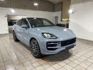 Porsche Cayenne S E-Hybrid Coupe CHRONO/PANO/HUD/AHK/360 picture 3