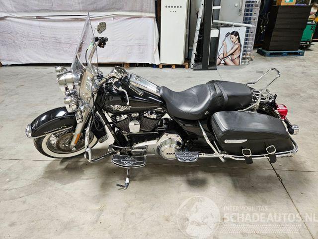 Harley-Davidson Road King FLHR Kesstech