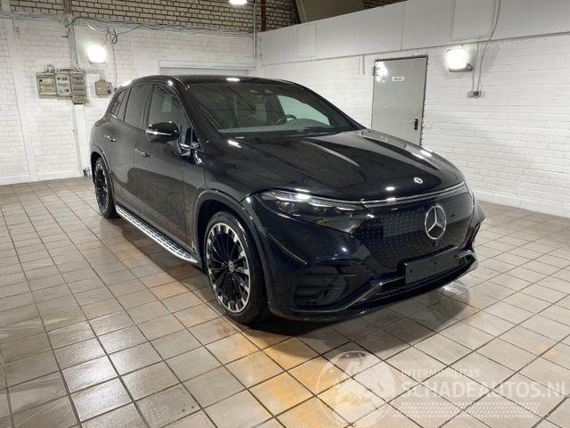 Mercedes EQS 580 SUV 4Matic AMG Line HUD/PANO/360/TV/AHK