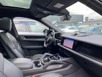 Porsche Cayenne E-Hybrid Coupe CHRONO/PANO/360/BOSE picture 18