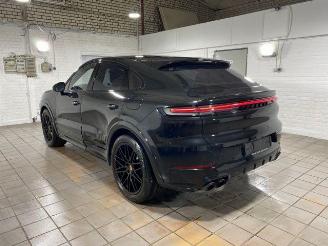 skadebil auto Porsche Cayenne E-Hybrid Coupe CHRONO/PANO/360/BOSE 2024/11