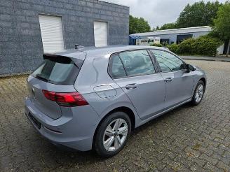 Volkswagen Golf 1.0 BlueMotion STANDHEIZUNG/NAVI picture 2