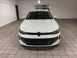 Volkswagen Passat Variant 2.0 TDI DSG Business HUD/AHK/360 picture 5