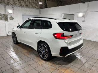 BMW iX1 xDrive30 M Sport Pro HUD/PANO/360/AHK/H&K picture 4