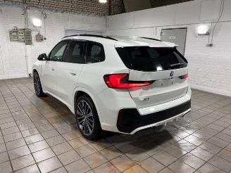 BMW iX1 xDrive30 M Sport Pro HUD/PANO/360/AHK/H&K picture 5