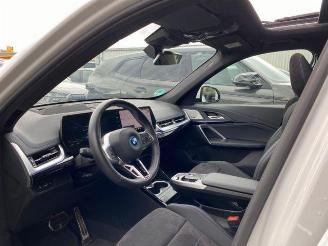 BMW iX1 xDrive30 M Sport Pro HUD/PANO/360/AHK/H&K picture 13