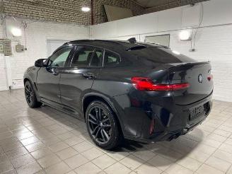 krockskadad bil auto BMW X4 M Competition HUD/H&K/AHK/Pano/Kam/Navi 2025/2