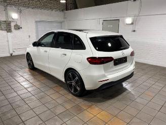 skadebil auto Mercedes B-klasse  2026/2