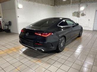 Unfallwagen Mercedes Cl-klasse E 220d Coupe AMG Line PANO/KAM/NAVI 2025/12