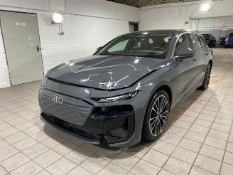 Damaged car Audi A6 avant A6 e-tron Avant Performance AHK/360/NAVI 2025/7