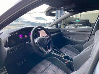 Volkswagen Golf GTI DSG picture 14